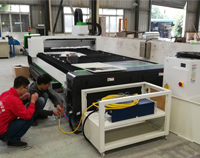 【特大喜訊】優(yōu)佰特不銹鋼廚房設(shè)備廠迎來神器，公司發(fā)展邁上新臺階