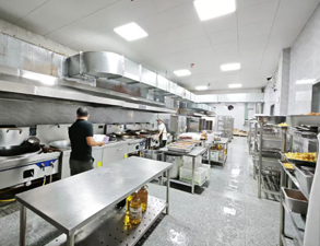 天全學(xué)校工程項(xiàng)目