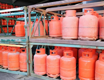 大型廚房設(shè)備廠家告訴你燃料房如何設(shè)計防火